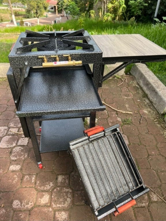 الطابونة الحديدية المتعددة الاستخدامات